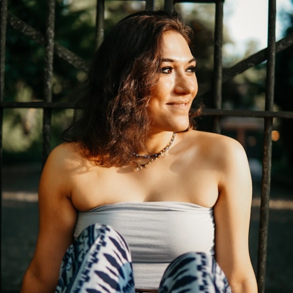 Meet your Posher, Yulia